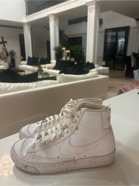 Nike Blazers Cream-White High-Top Sneakers
